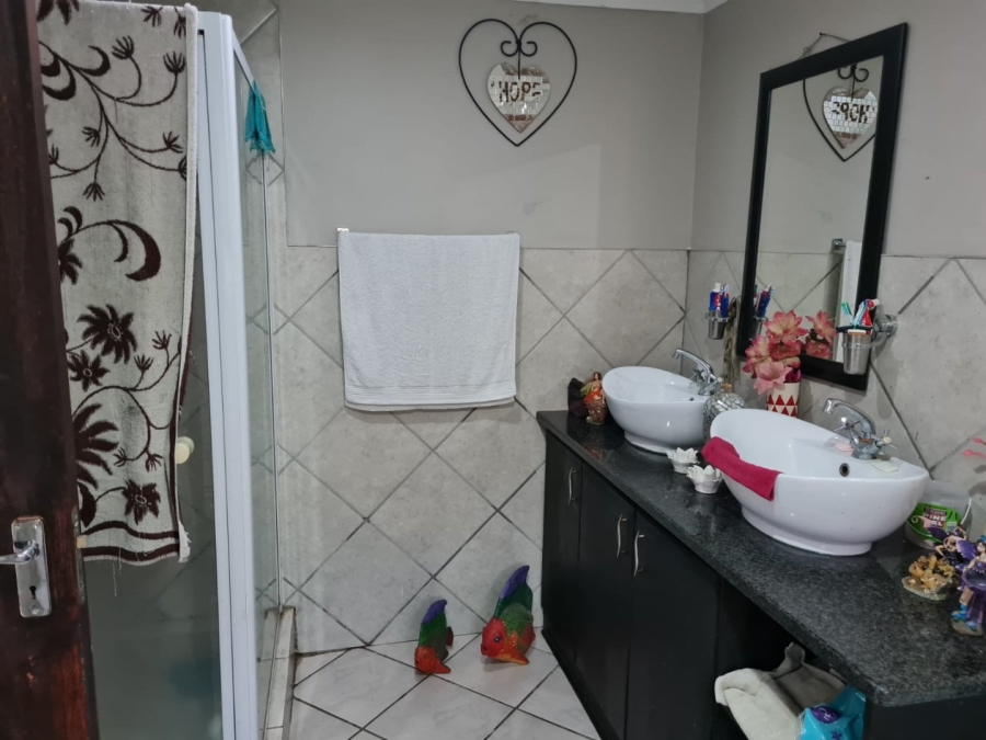 3 Bedroom Property for Sale in Universitas Free State